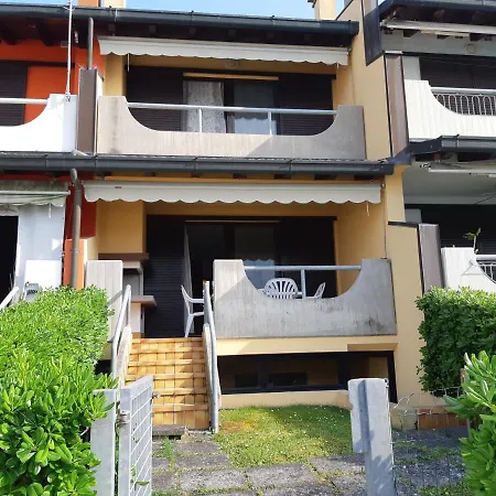 Casa de Férias A Schiera Con Uso Piscina